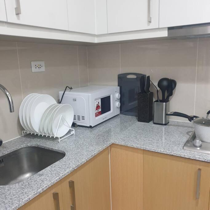 Cozy 1Br Uptown Parksuites Tower1 Bgc Manille Extérieur photo